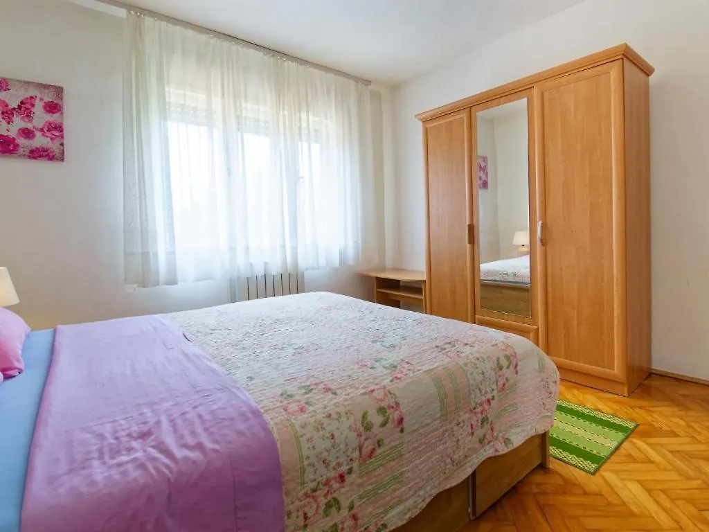 Apartments Sunce Umag 0*,  Croatia