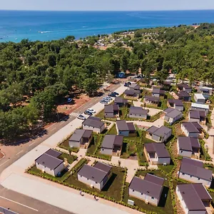 Eurocamp Mobile Homes At Campsite Park Vakantiepark