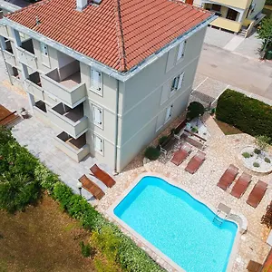Apartments&rooms Degra Appartement